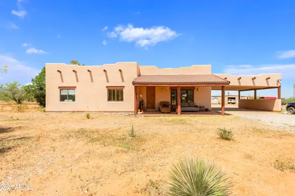2031 W Cougar Place, Huachuca City, AZ 85616