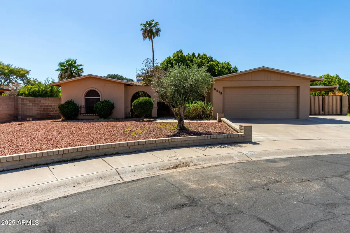 8618 N 43rd Drive, Glendale, AZ 85302 - Image #1