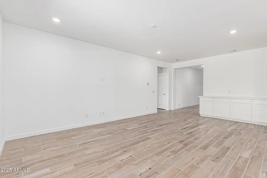 18348 W Villa Hermosa Lane, Surprise, AZ 85387 - Image #3