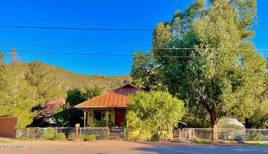 122 Van Dyke Street, Bisbee, AZ 85603 - Image #2
