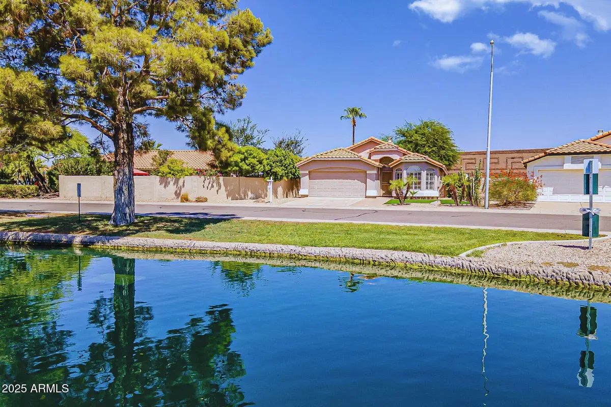 1690 W Gunstock Loop, Chandler, AZ 85286 - Image #1