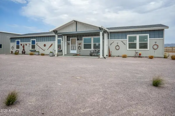 26340 N Vineyard Lane, Paulden, AZ 86334