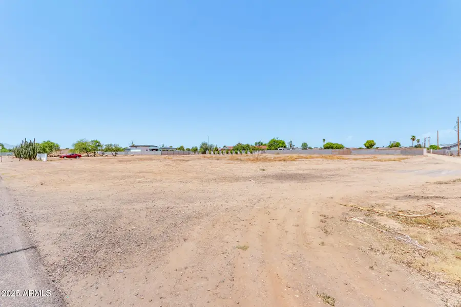 15186 W Tierra Buena Lane, Surprise, AZ 85374 - Image #3