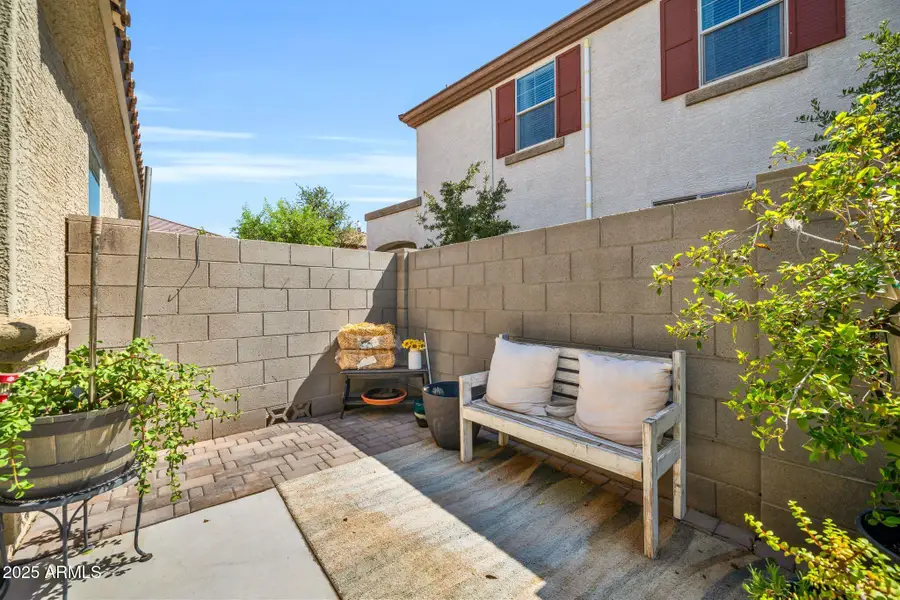 12038 W Davis Lane, Avondale, AZ 85323 - Image #3