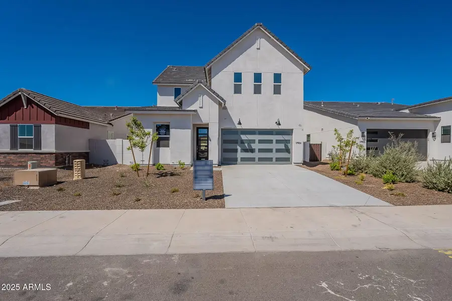 17986 W Bighorn Avenue, Goodyear, AZ 85338 - Image #2