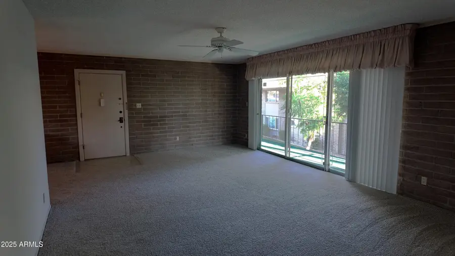 1901 E Missouri Avenue #216, Phoenix, AZ 85016 - #3
