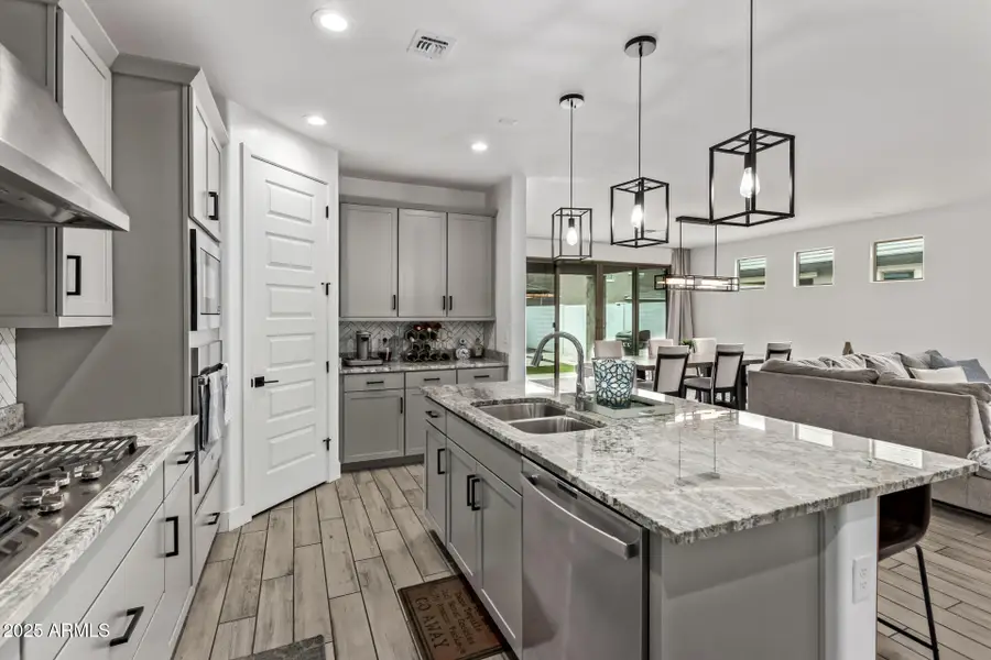 9649 E Spiral Avenue, Mesa, AZ 85212 - Image #3