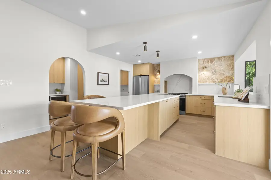 6533 E Kelton Lane, Phoenix, AZ 85254 - Image #2