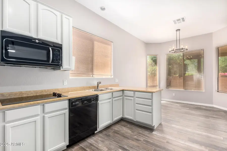 6617 W Molly Lane, Deer Valley, AZ 85083 - Image #2