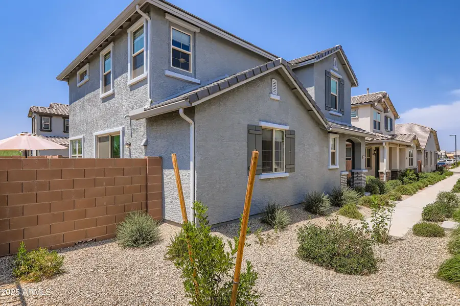 14253 W Buckskin Trail, Surprise, AZ 85387 - Image #2