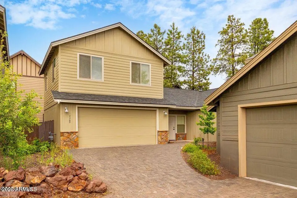 2269 W Mission Timber Circle, Flagstaff, AZ 86001 - Image #1