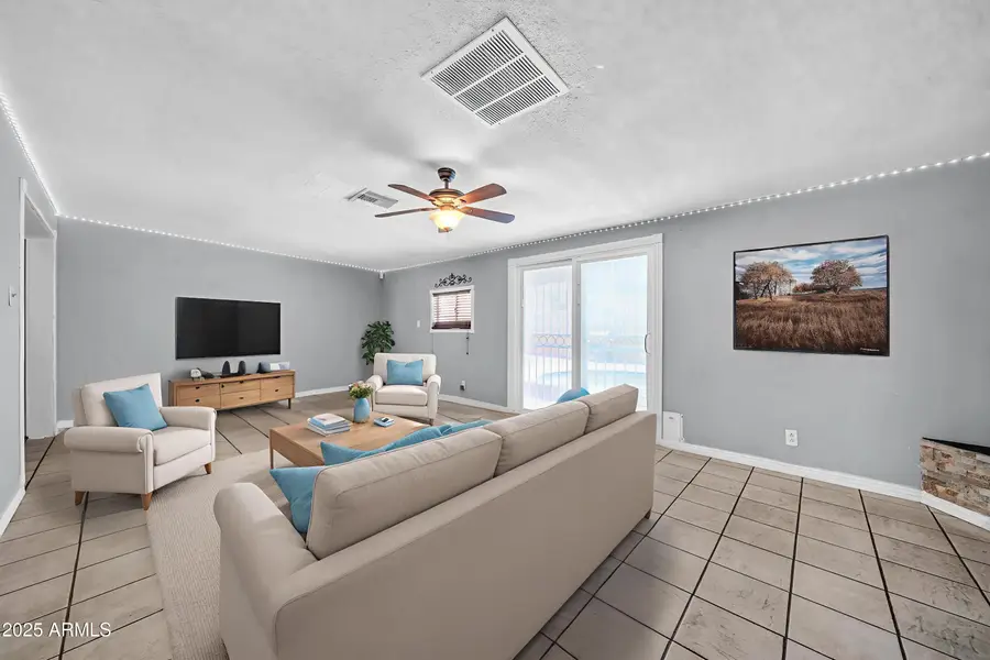 3221 W Sells Drive, Phoenix, AZ 85017 - Image #2