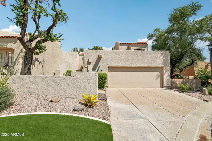 2626 E Arizona Biltmore Circle #14, Phoenix, AZ 85016 - Image #2