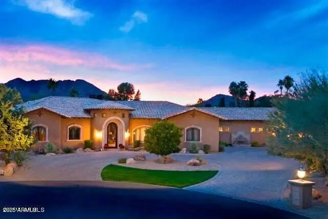 8636 N Via La Serena Lane, Paradise Valley, AZ 85253 - Image #1