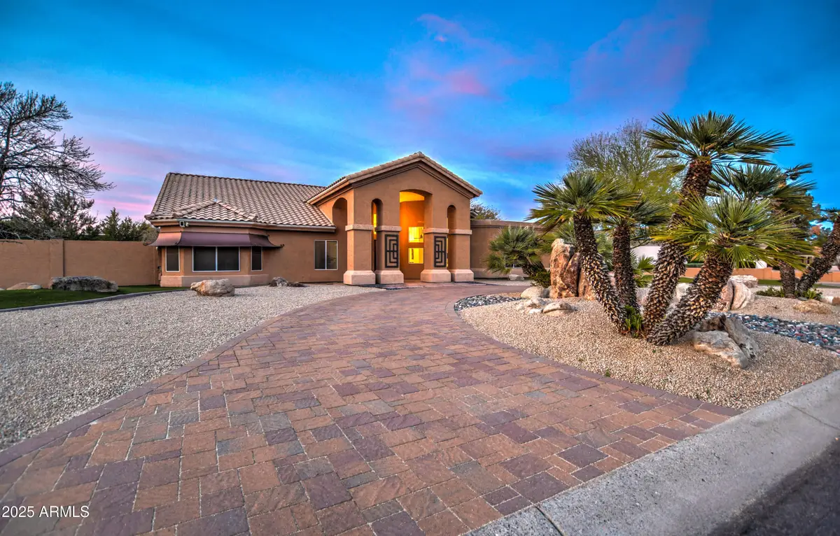 5332 W Misty Willow Lane, Phoenix, AZ 85310 - #1