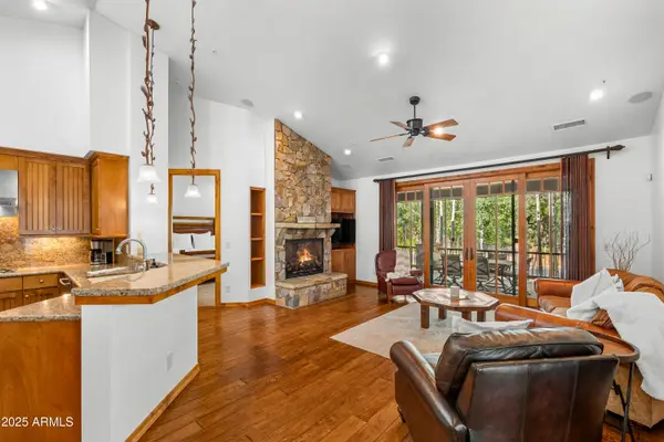 1515 E Castle Hills Drive, Flagstaff, AZ 86005