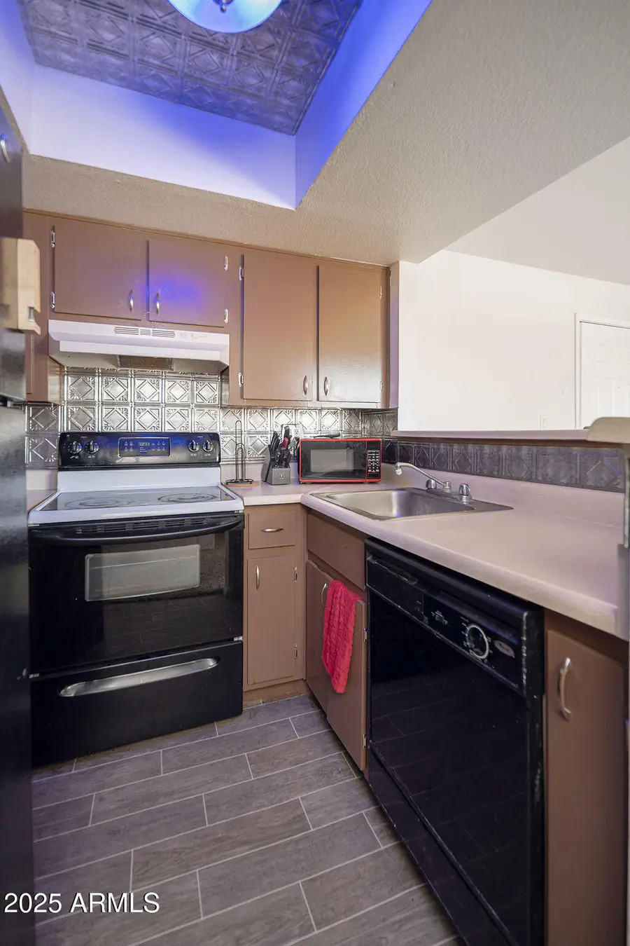 3601 W Tierra Buena Lane #248, Phoenix, AZ 85053 - Image #3