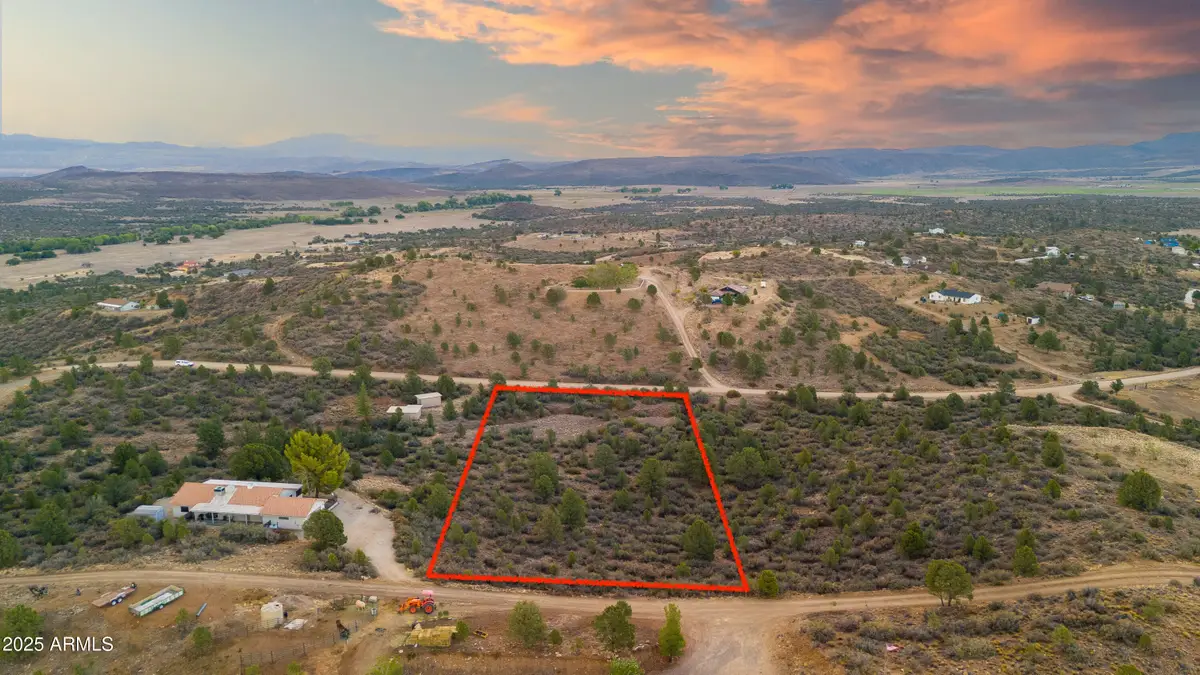 17455 S Thunder Ridge Drive #93, Peeples Valley, AZ 86332 - Image #1