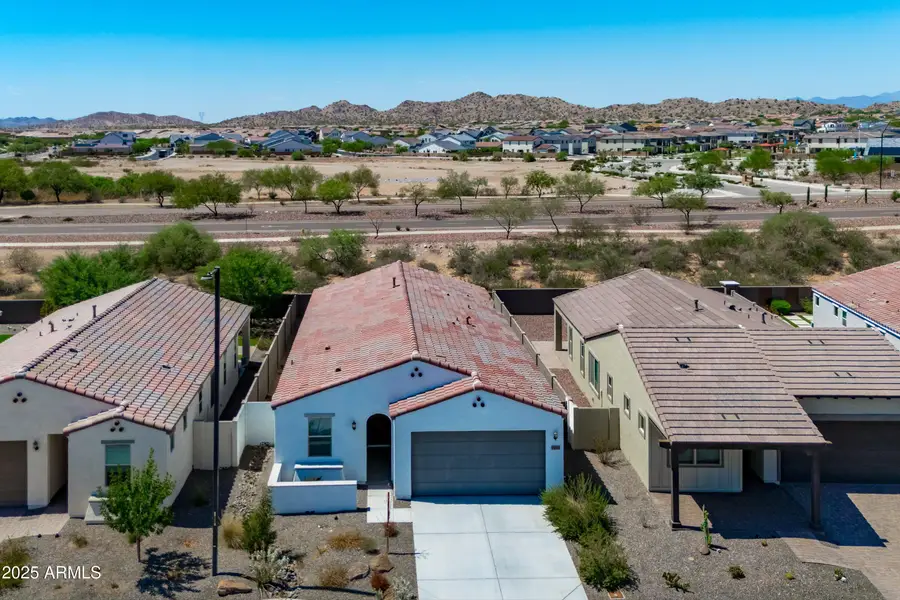 18068 W Amber Ridge Way, Goodyear, AZ 85338 - Image #2