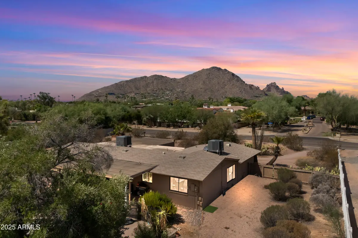 6021 N Mockingbird Lane, Paradise Valley, AZ 85253 - Image #1