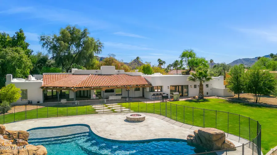 5838 E Berneil Lane, Paradise Valley, AZ 85253 - Image #2