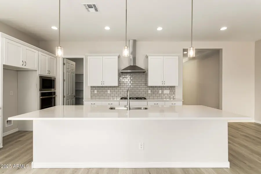 11945 W Marguerite Avenue, Avondale, AZ 85323 - Image #2