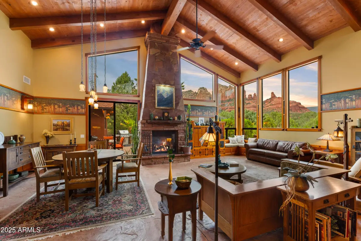 285 Navajo Trail, Sedona, AZ 86336 - Image #1
