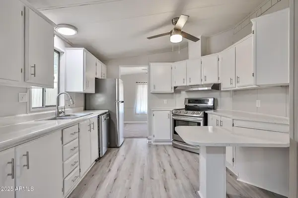 10951 N 91 Avenue #23, Peoria, AZ 85345