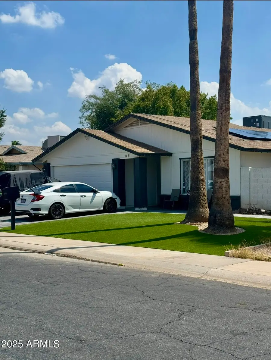 3837 W Acapulco Lane, Phoenix, AZ 85053 - Image #2