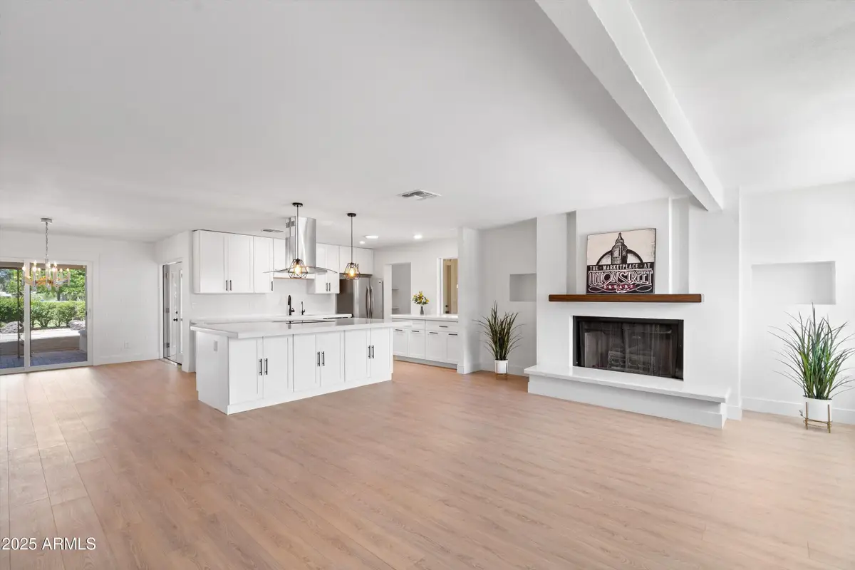 11220 N 109th Avenue, Sun City, AZ 85351 - Image #1