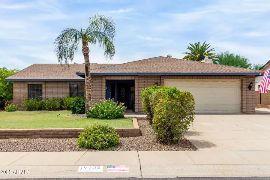 19202 N 32nd Drive, Phoenix, AZ 85027 - Image #2