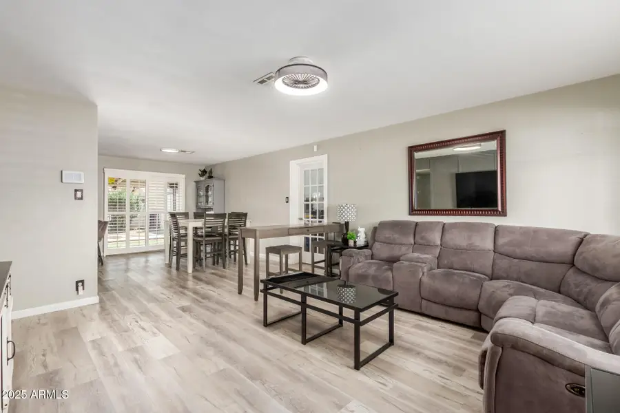 3851 W Solano Drive, Phoenix, AZ 85019 - Image #3