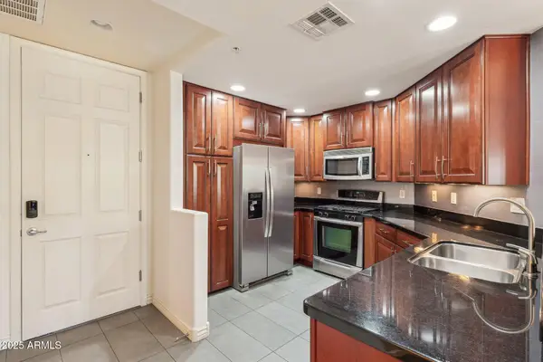 5350 E Deer Valley Drive #2408, Phoenix, AZ 85054