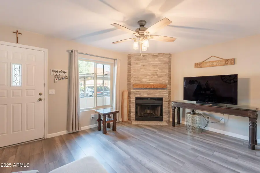 4901 E Kelton Lane #1063, Phoenix, AZ 85254 - Image #3