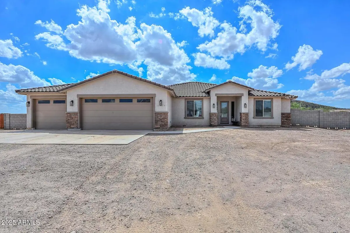 15079 W Desert Vista Trail, Surprise, AZ 85387 - Image #1