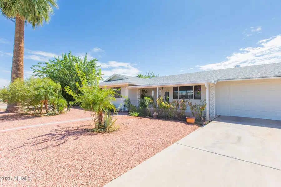 12062 N Saint Annes Drive, Sun City, AZ 85351 - Image #3