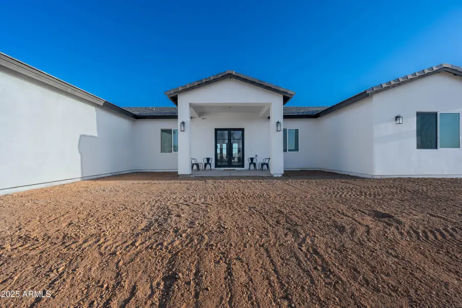 22145 W Harwell Road, Buckeye, AZ 85326 - Image #3