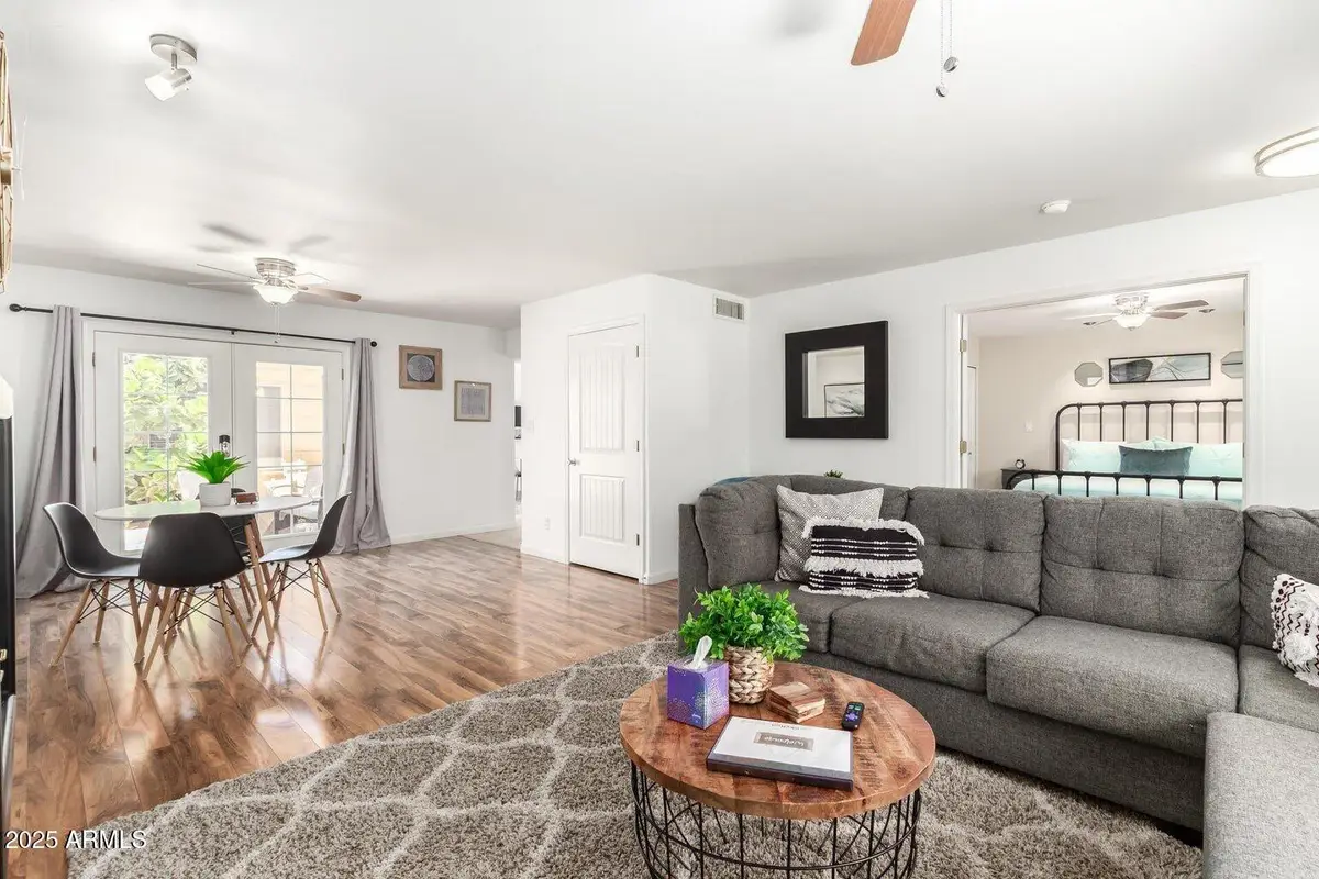 8315 E Orange Blossom Lane, Scottsdale, AZ 85250 - Image #1