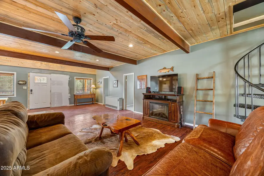 1196 Larson Road, Lake Of The Woods, AZ 85929 - Image #2