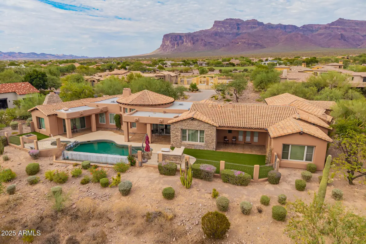 7081 E Juniper Village Drive, Gold Canyon, AZ 85118 - Image #1