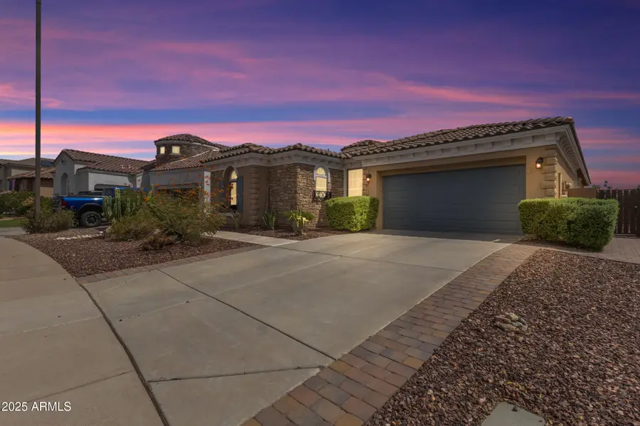 30017 W Avalon Drive, Buckeye, AZ 85396 - Image #2