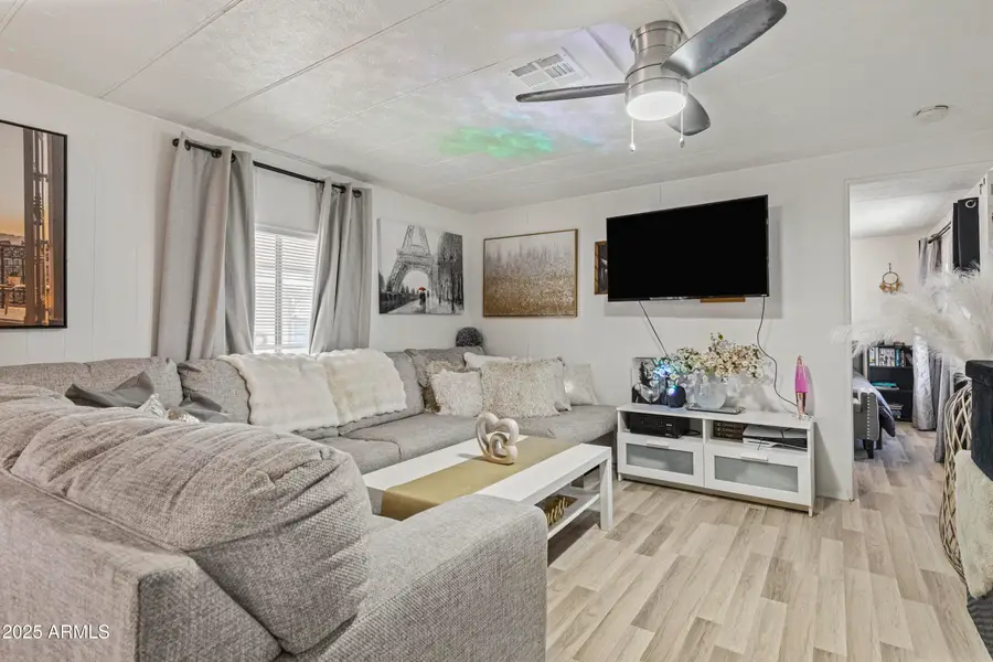 8401 N 67 Avenue #128, Glendale, AZ 85302 - Image #2