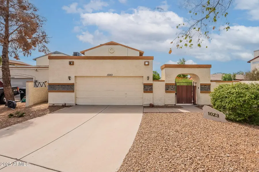 1023 E Escuda Drive, Phoenix, AZ 85024 - Image #2