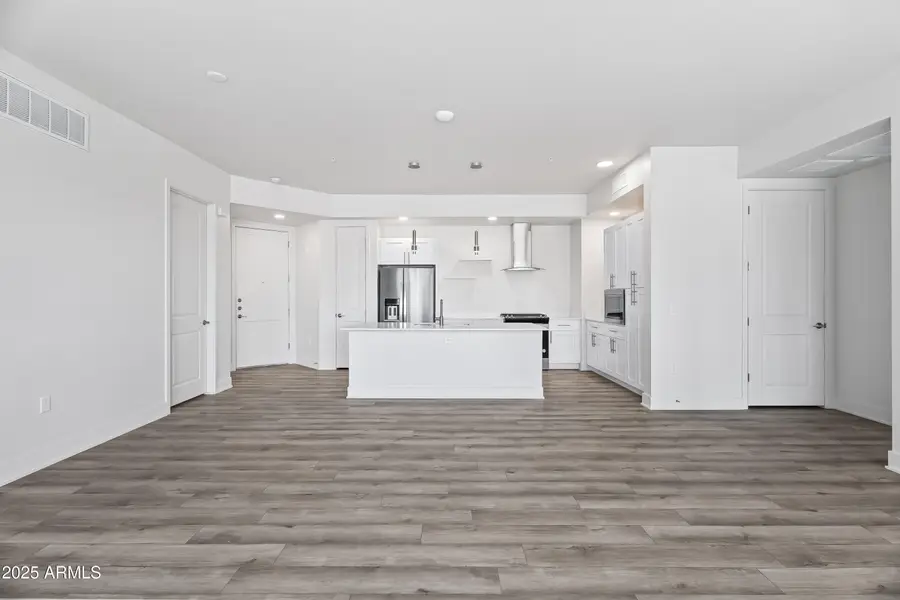 3131 N Central Avenue #6015, Phoenix, AZ 85012 - Image #2