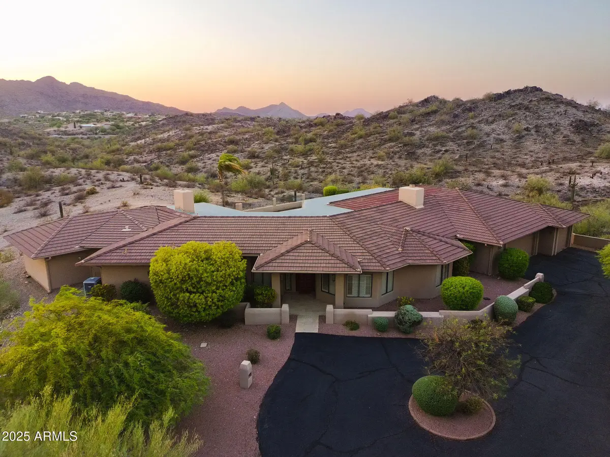 8780 N Arroya Grande Drive, Phoenix, AZ 85028 - Image #1