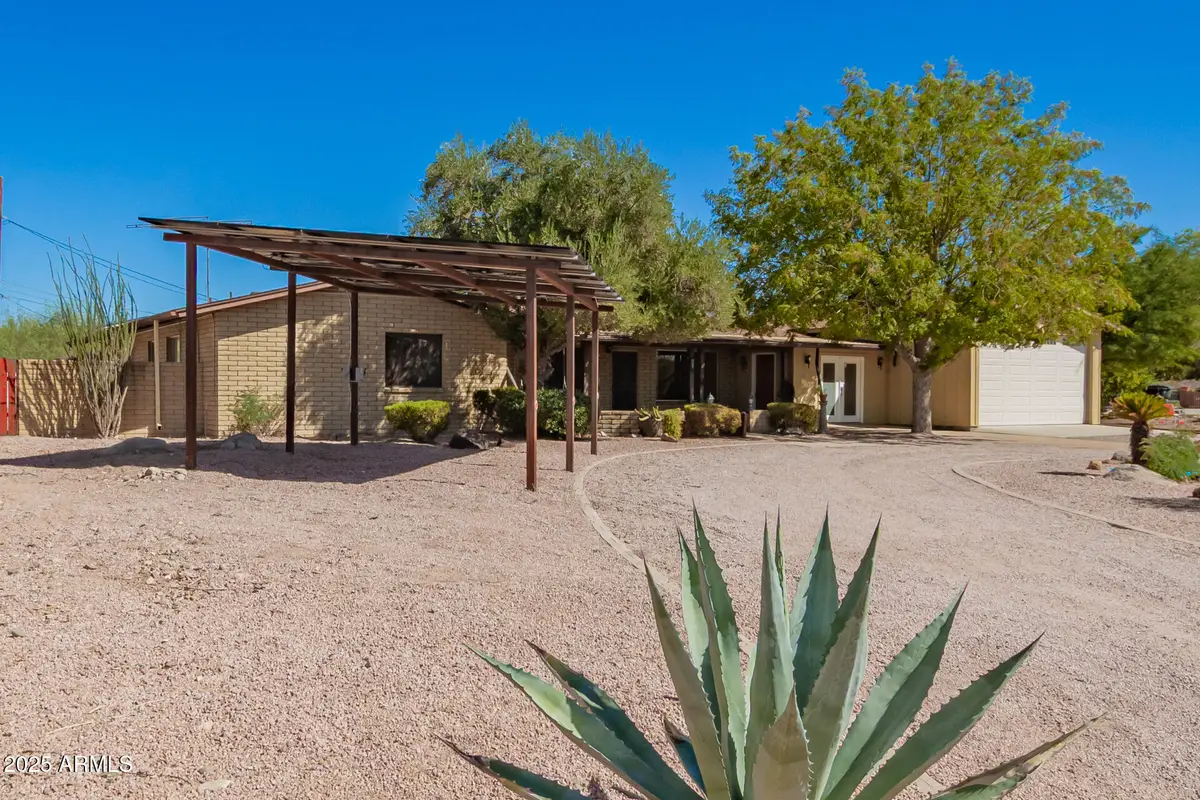 50 Howard Court, Wickenburg, AZ 85390 - Image #1
