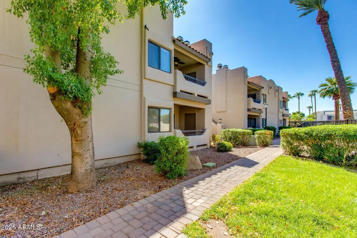 3640 N 38th Street #205, Phoenix, AZ 85018 - Image #1