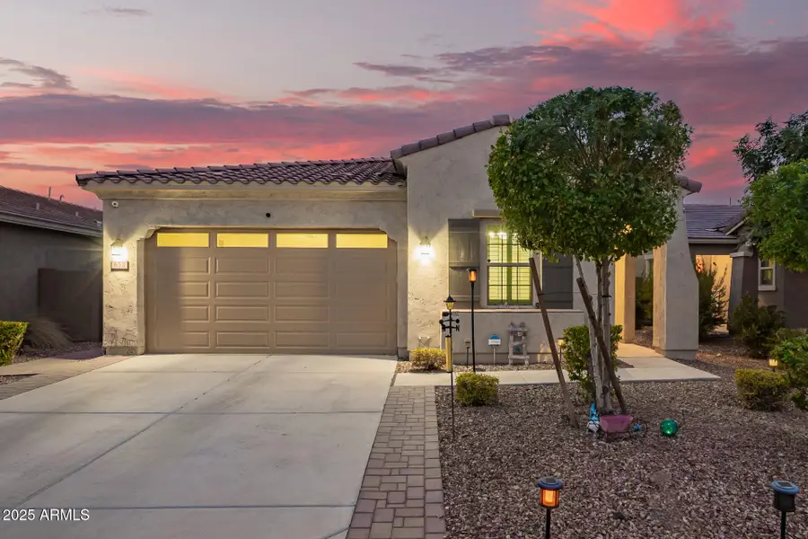653 S 202nd Drive, Buckeye, AZ 85326 - Image #2