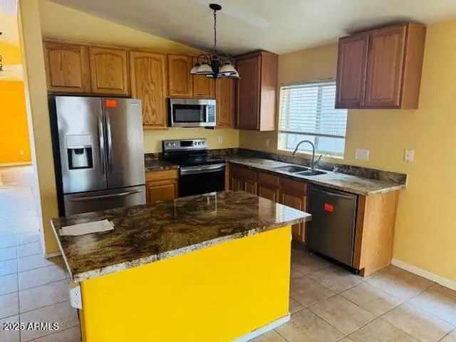 43573 W Blazen Trail, Maricopa, AZ 85138 - Image #2