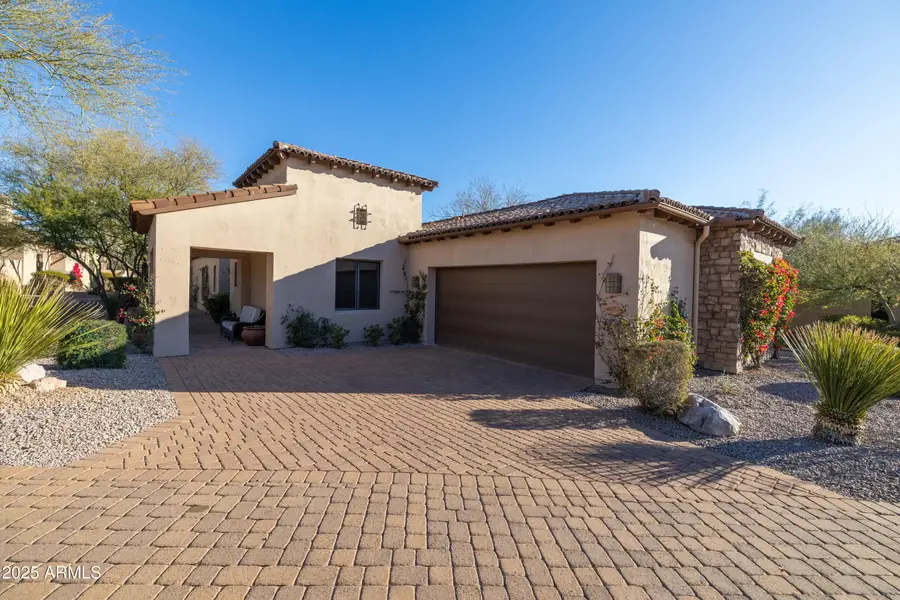 8057 E Greythorn Drive, Gold Canyon, AZ 85118 - Image #2